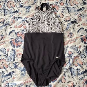 One Piece Swimsuit- NIKE - Size XL